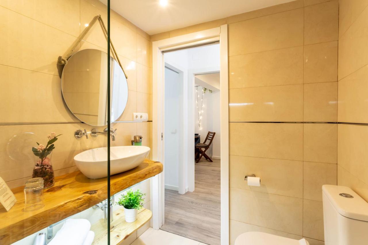 Blue & Red By Sol Maestranza Appartement